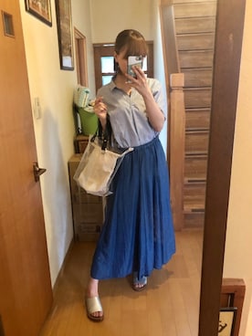 「B.L.U.E（ビーエルユーイー）のアイテム（スカート）」を使った、ゆぴさん（レディース・163cm）の夏コーディネート