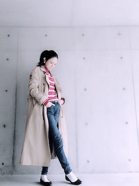 「ポニーテール」｜「アイテム（トレンチコート）」を使った、AKIさん（レディース・164cm）の冬コーディネート