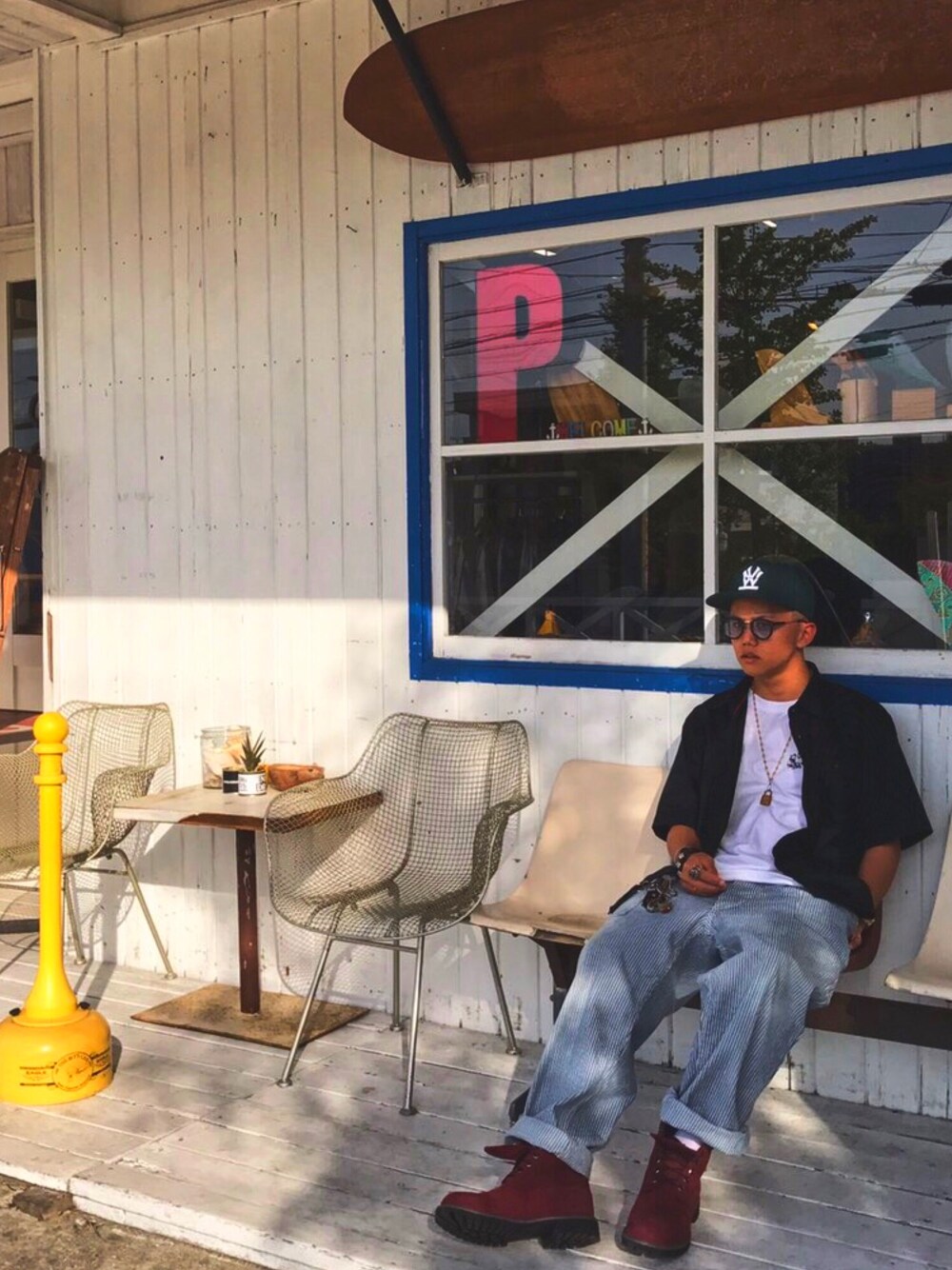 「WNYC、Dickies、420RECORDZ、68&brothers、Timberland、ラフ」｜「WNYCのアイテム（キャップ、グリーン系）」を使った、F.Kentaroさん（メンズ・174cm）の春コーディネートの1枚目の写真