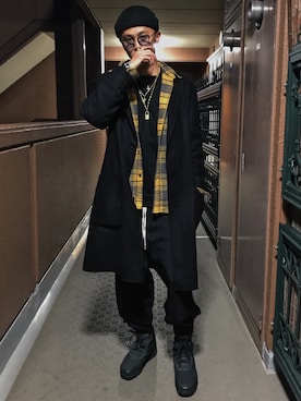 「Yeezy（イージー）のアイテム（ブーツ）」を使った、F.Kentaroさん（メンズ・175cm）の冬コーディネート