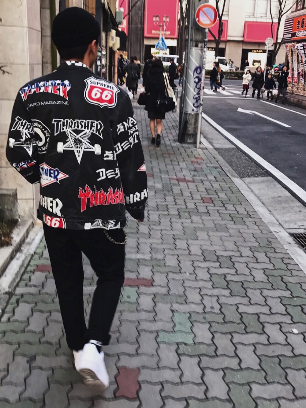 「ROTHCO、THRASHER、supreme、Dickies、NIKE、airforce1、outfit、節分」｜「ROTHCOのWEB限定 ROTHCO/ロスコ ミリタリー ワッチキャップ               （ニットキャップ/ビーニー、ブラック系）」を使った、F.Kentaroさん（メンズ・175cm）の冬コーディネートの1枚目の写真