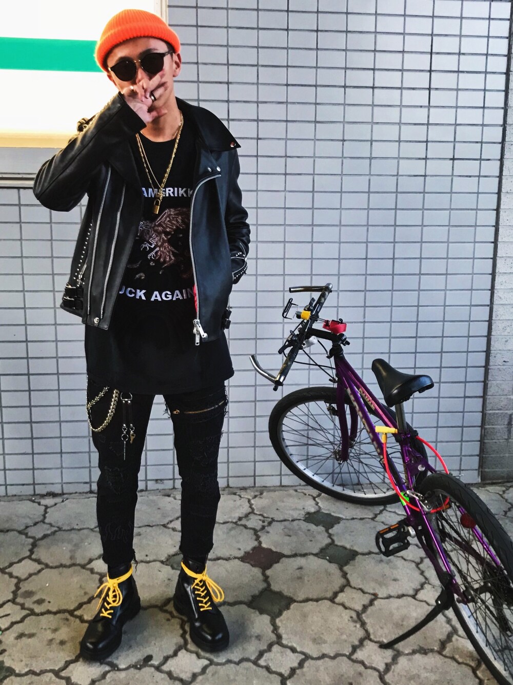 「EV BRAVADO、JAMES GROSE、ROTHCO、Dr.Martens、outfit」｜「ROTHCOのWEB限定 ROTHCO/ロスコ ミリタリー ワッチキャップ               （ニットキャップ/ビーニー、オレンジ系）」を使った、F.Kentaroさん（メンズ・176cm）の冬コーディネートの1枚目の写真