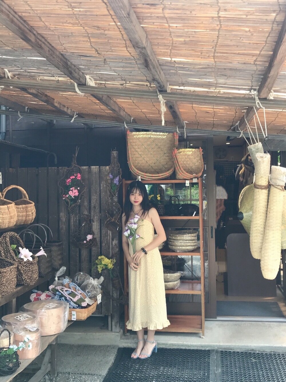 「NYXのアイテム（ファンデーション、ブラウン系）」を使った、飛鳥さん（レディース・157cm）の夏コーディネートの1枚目の写真