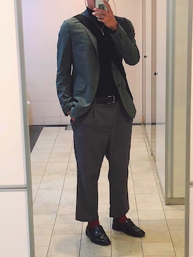 「古着のアイテム（テーラードジャケット、グレー系）」を使った、T Hさん（メンズ・171cm）の秋コーディネート