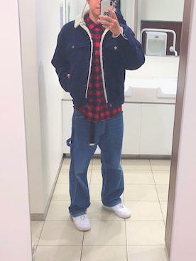 「アイテム（ムートンコート、ブルー系）」を使った、T Hさん（メンズ・171cm）の秋コーディネート