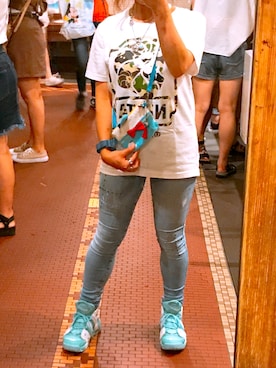 「disney」｜「アイテム（アナログ腕時計）」を使った、Wankoさん（レディース・147cm）の秋コーディネート