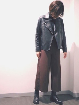 「PAOLA FERRI（パオラフェリー）のアイテム」を使った、emmaさん（レディース・163cm）の冬コーディネート