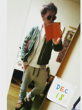 「tk.TAKEO KIKUCHI（ティーケータケオキクチ）のアイテム（MA-1）」を使った、EIZYYY さん（メンズ・170cm）の冬コーディネート