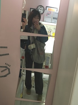 「アイテム（ジャージ）」を使った、手机顽症さん（レディース・167cm・20代）の冬コーディネート