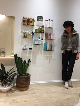 「ヘアサロン」｜ヨウコさん（レディース・158cm）の冬コーディネート