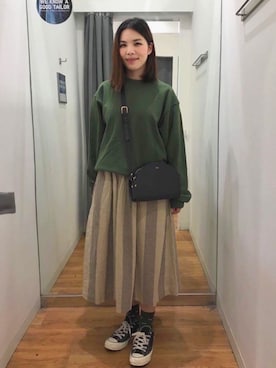 「skirt」｜「アイテム（スウェット）」を使った、missshanshanさん（レディース・160cm）の秋コーディネート