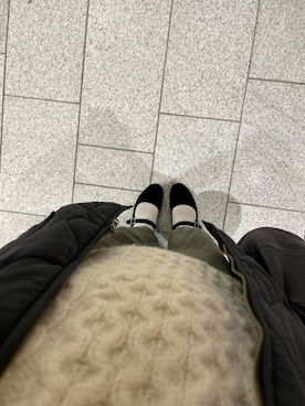 「SVEC（シュベック）のカンフーシューズ kung fu Shoes / ストラップパンプス（バレエシューズ）」を使った、リトルミイさん（レディース・163cm）の冬コーディネート