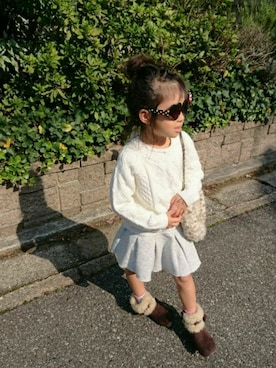 「GAP（ギャップ）のアイテム（スカート）」を使った、saramimiさん（キッズ・110cm）の秋コーディネート