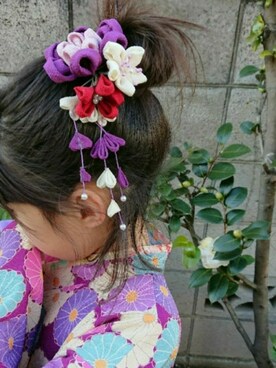 saramimiさんの「ちりめんつまみ細工の和装髪飾り」を使ったコーディネート