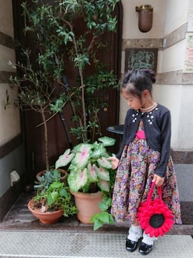 「アイテム（ドレス）」を使った、saramimiさん（キッズ・110cm）の秋コーディネート