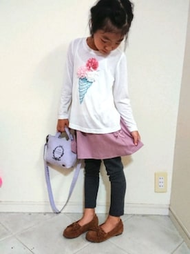 「アイテム（モカシン/デッキシューズ）」を使った、saramimiさん（キッズ・110cm）の秋コーディネート