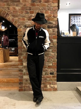 「ショット」｜「アイテム（ブルゾン）」を使った、鈴木 瞬さん（メンズ・176cm）の秋コーディネート