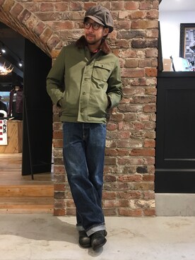 「ショット」｜「アイテム（ミリタリージャケット）」を使った、鈴木 瞬さん（メンズ・176cm）の秋コーディネート