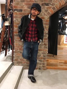 「schott（ショット）のアイテム（スタジャン）」を使った、鈴木 瞬さん（メンズ・176cm）の冬コーディネート