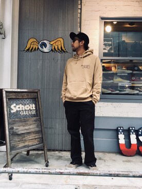 「ショット」｜「アイテム（パンツ）」を使った、鈴木 瞬さん（メンズ・176cm）の秋コーディネート