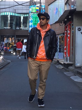 「NEWERA」｜「アイテム（ライダースジャケット）」を使った、鈴木 瞬さん（メンズ・176cm）の秋コーディネート