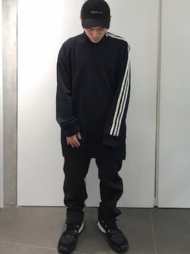 「Y-3（ワイスリー）のアイテム（トップス）」を使った、イトウセイさん（メンズ・170cm）の秋コーディネート