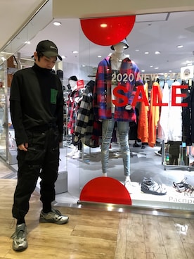 「L.H.P Private Brand（エルエイチピープライベートブランド）のアイテム（パンツ）」を使った、イトウセイさん（メンズ・170cm）の冬コーディネート