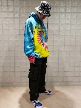 「KaneZ（ケインズ）のアイテム」を使った、イトウセイさん（メンズ・170cm）の冬コーディネート