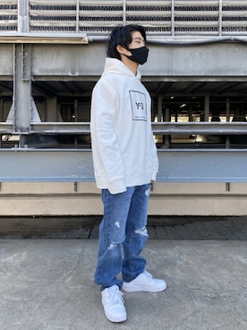 「Y-3（ワイスリー）のアイテム（トップス）」を使った、イトウセイさん（メンズ・170cm）の春コーディネート