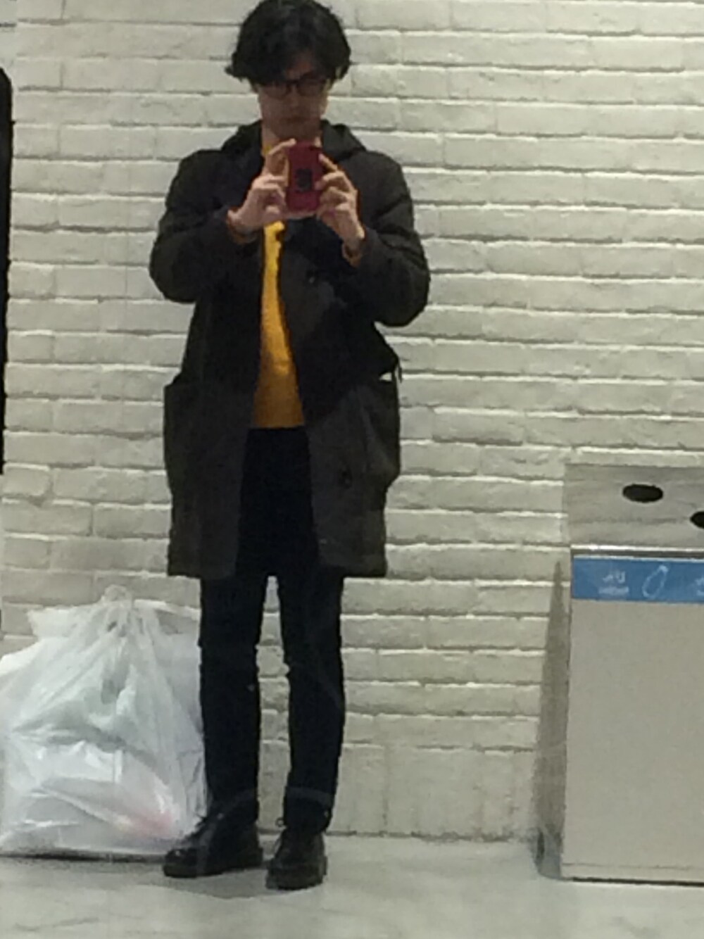 「UNIQLOのアイテム（ダッフルコート、グリーン系）」を使った、farrattiさん（メンズ・172cm）の冬コーディネートの1枚目の写真