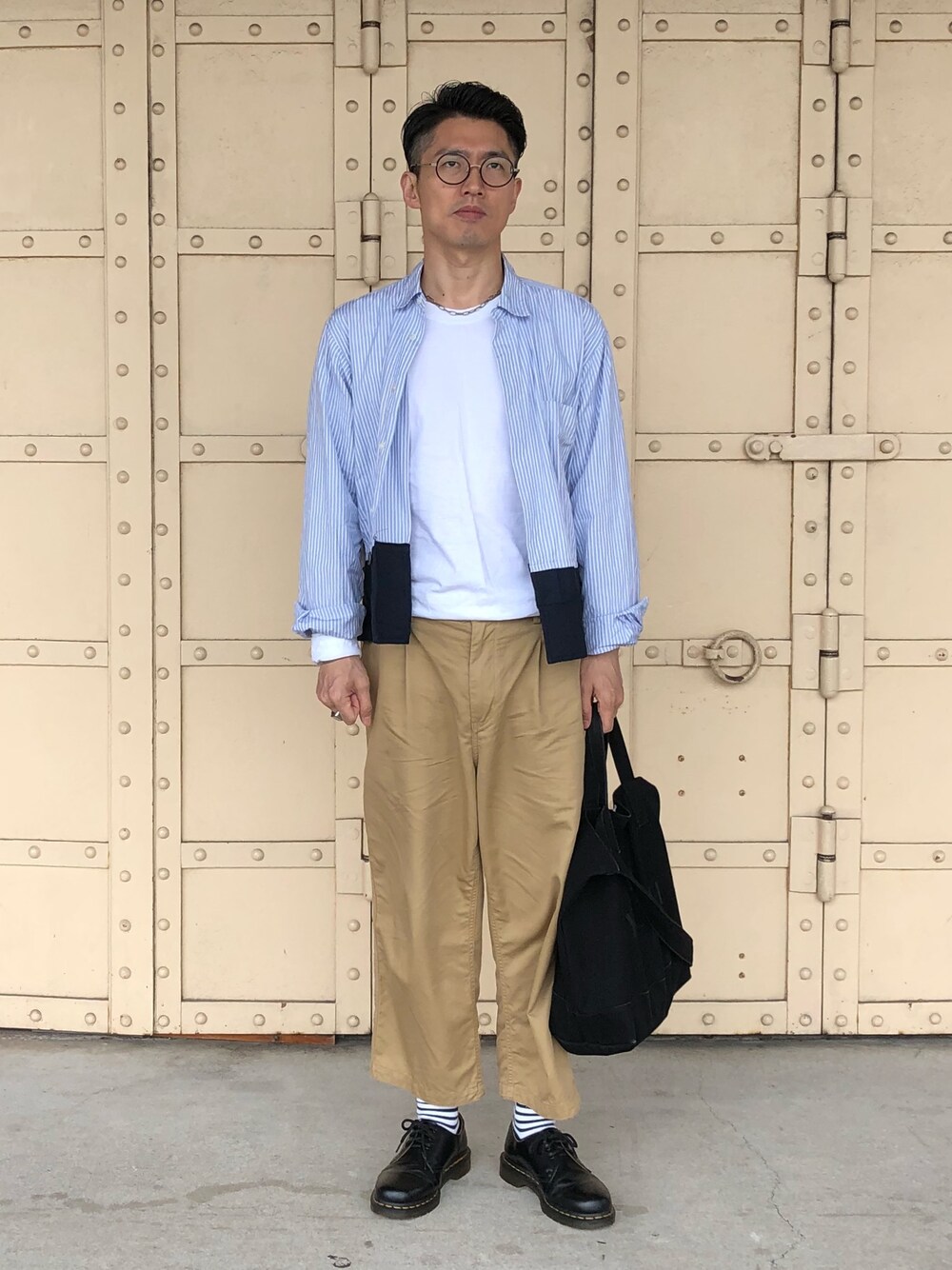 「COMME des GARCONSのアイテム（シャツ/ブラウス、ブルー系）」を使った、farrattiさん（メンズ・172cm）の秋コーディネートの1枚目の写真