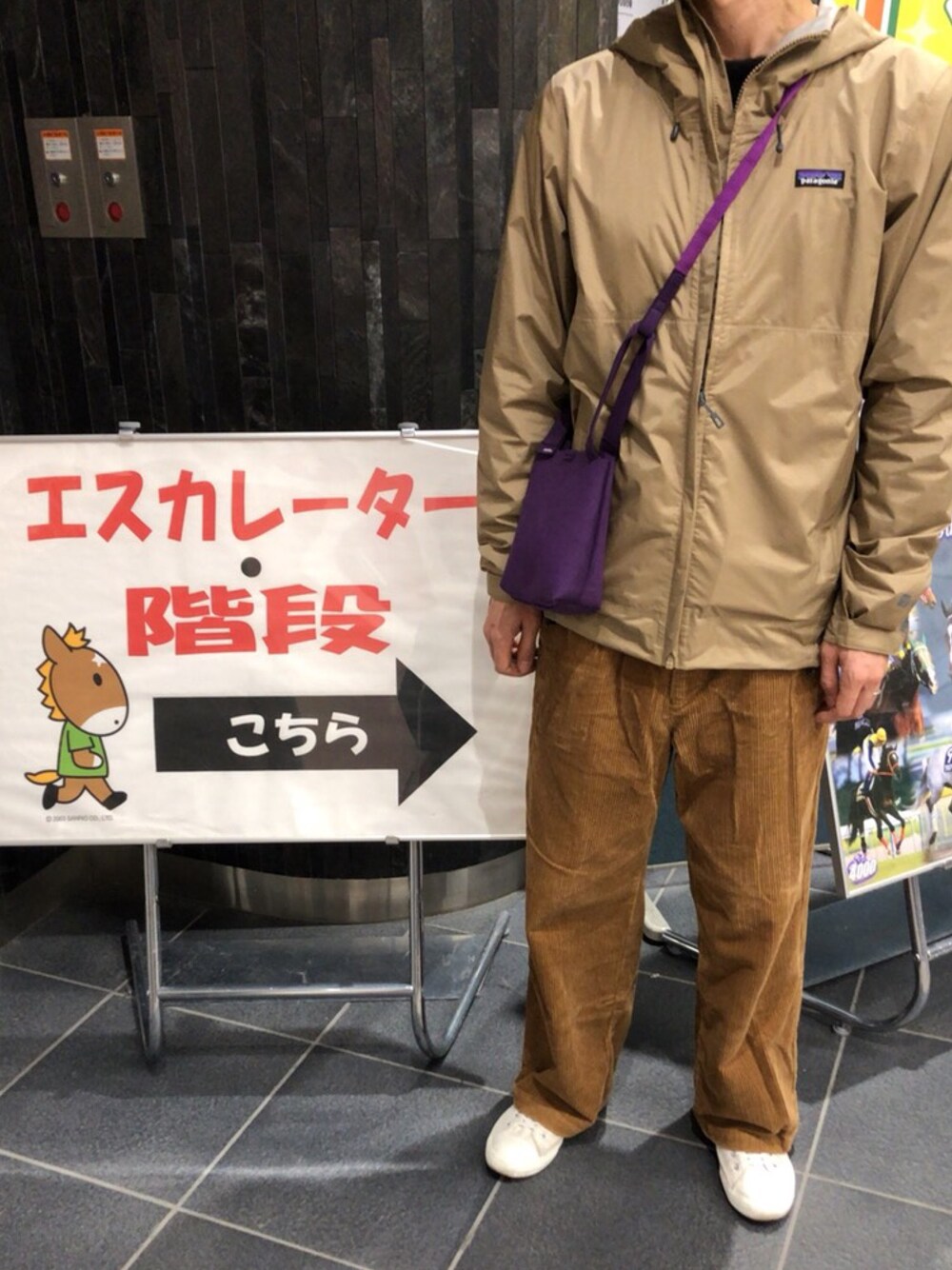 「coenの【セット商品】ブークレレイヤードクルーネックニット(ニット×サーマル)（ニット/セーター、ブラック系）」を使った、farrattiさん（メンズ・172cm）の秋コーディネートの1枚目の写真