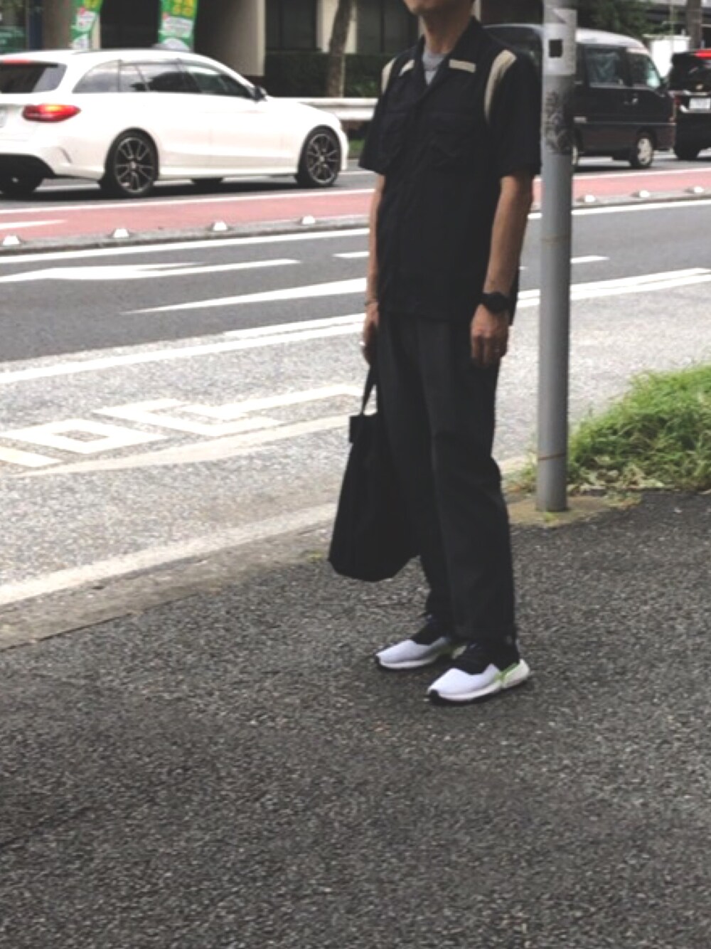 「DESCENTE PAUSEのアイテム（シャツ/ブラウス、ブラック系）」を使った、farrattiさん（メンズ・172cm）の秋コーディネートの1枚目の写真