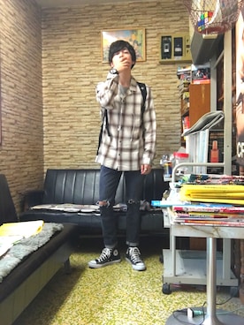 「CONVERSE（コンバース）のconverse コンバース ALL STAR HI オールスター ハイ 3206 BLACK(US)（スニーカー）」を使った、1222_gさん（メンズ・165cm・20代）の春コーディネート