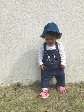 「babygap」｜「アイテム（サロペット/オーバーオール）」を使った、コハナさん（キッズ・70cm）の春コーディネート