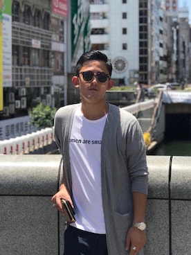 「アイテム（財布、ゴールド系）」を使った、China Maximusさん（メンズ・179cm）の春コーディネート