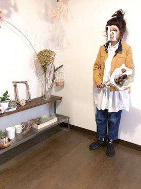 「マスタード」｜「アイテム（マウンテンパーカー）」を使った、花屋になりたくてさん（レディース・156cm）の秋コーディネート