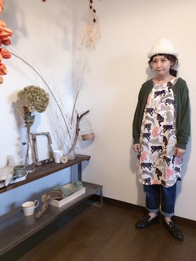 「present（プレゼント）のアイテム（トップス）」を使った、花屋になりたくてさん（レディース・156cm）の秋コーディネート