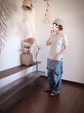 「ボーイッシュ、夏コーデ」｜「アイテム（オールインワン・サロペット）」を使った、花屋になりたくてさん（レディース・155cm）の春コーディネート