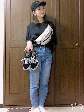 メガネを使った 黒キャップ のレディース人気ファッションコーディネート Wear