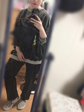 儚げ寒色猫さんのコーディネート