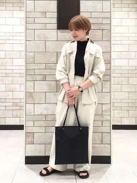 「モノトーンカラー」｜「アイテム（ジャケット/アウター）」を使った、coen Yoshidaさん（レディース・160cm）の春コーディネート