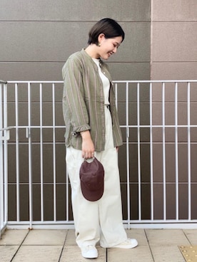 「SMITH'S（スミス）のアイテム（パンツ）」を使った、coen Yoshidaさん（レディース・160cm）の秋コーディネート