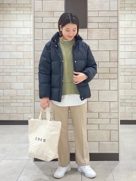 「coen（コーエン）のアイテム（スラックス）」を使った、coen Yoshidaさん（レディース・160cm）の冬コーディネート