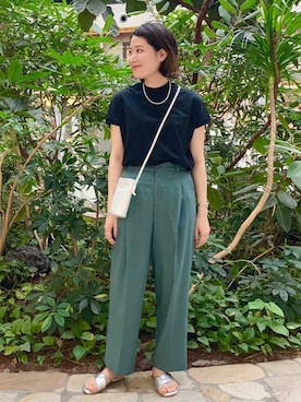 「coen（コーエン）のアイテム（スラックス）」を使った、coen Yoshidaさん（レディース・160cm）の春コーディネート