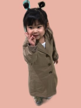 「アイテム（トレンチコート）」を使った、MARIIさん（キッズ・100cm）の冬コーディネート