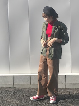 「アイテム（サロペット/オーバーオール、ブラウン系）」を使った、❼さん（レディース・165cm）の冬コーディネート