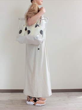 「MR（まる）のアイテム」を使った、Wonder apartmentさん（レディース・157cm）の夏コーディネート