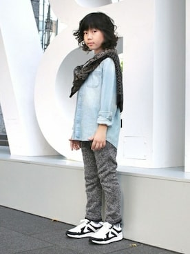 「L.COPECK（エルコペック）のアイテム（パンツ）」を使った、Wonder apartmentさん（キッズ・130cm）の冬コーディネート