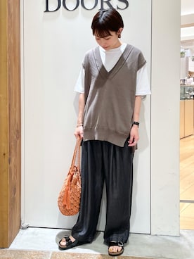 「RODE SKO（ロデスコ）のMARIA タッセルペーパーショルダー（ショルダーバッグ）」を使った、yokoo さん（レディース・156cm）の春コーディネート